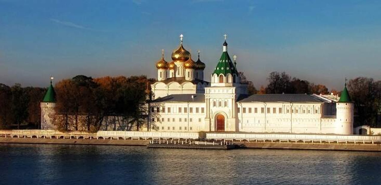 "ЛЕТНЯЯ КОСТРОМА"
Международный арт-пленэр