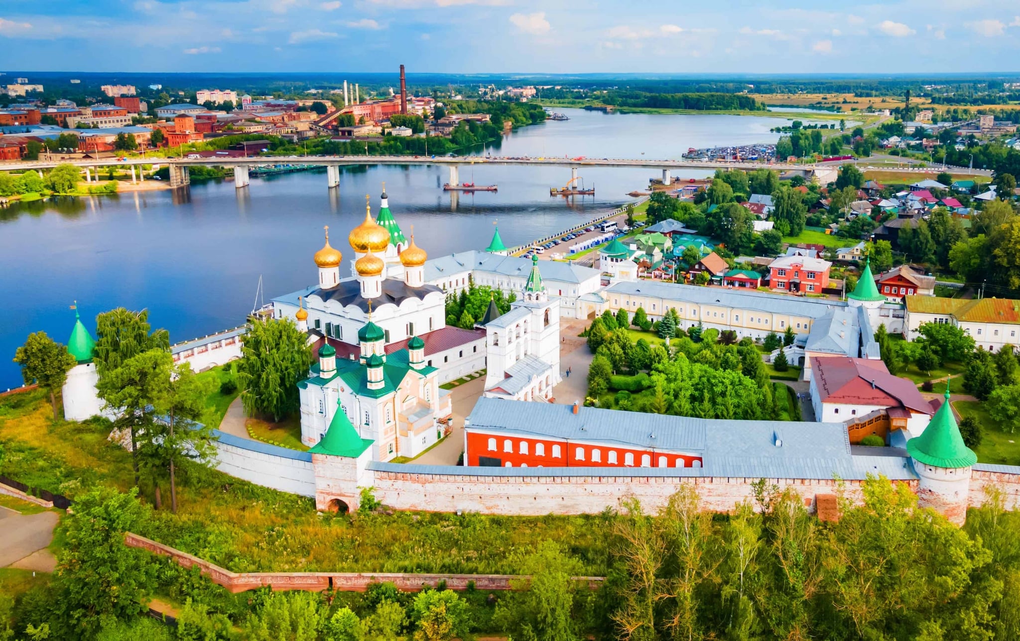 "ЗОЛОТОЕ СЕЧЕНИЕ. КОСТРОМА" Международный арт-пленэр 06.06.2025 - 09.06.2025