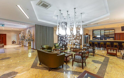 Отель "Райкин Плаза"