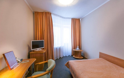 Гостиница "Октябрьская"