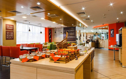 Отель "Ибис"