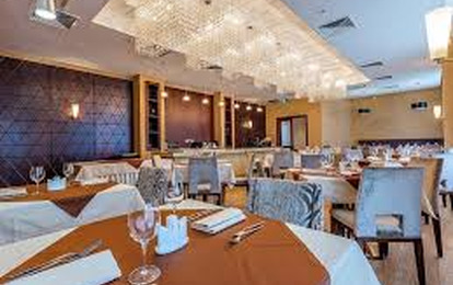 Отель "Райкин Плаза"