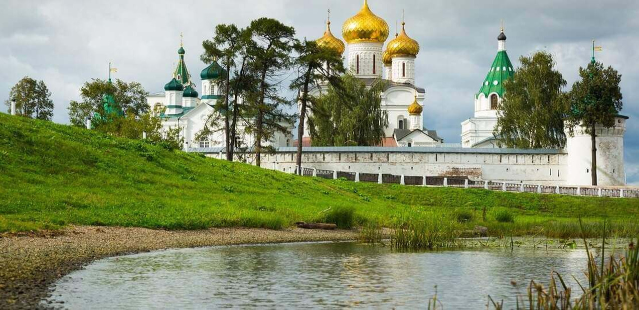 "ЗОЛОТОЕ СЕЧЕНИЕ. КОСТРОМА" Международный арт-пленэр