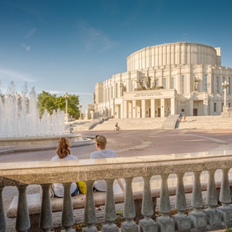 "СЛАВЯНСКИЕ ВСТРЕЧИ"
XLVIII Фестиваль музыкально-художественного творчества